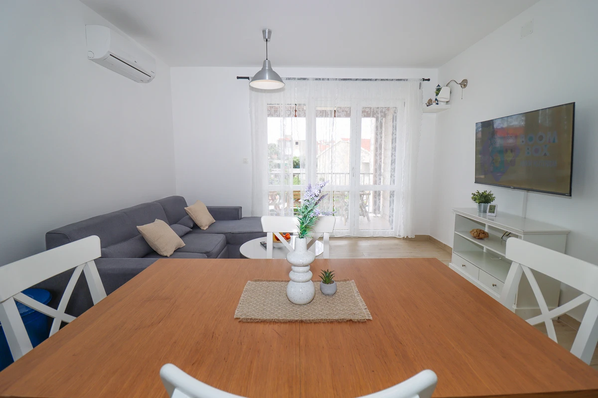 apartment-3 living room