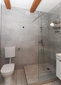 apartment-4 bathroom